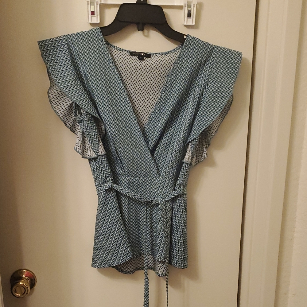 FREE W/ ANY $5 PURCHASE Papermoon Blue Chevron Wrap Blouse